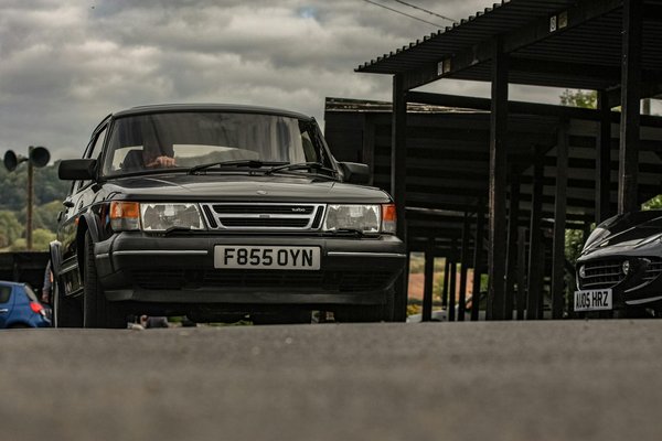 Ultimate diy guide: replacing spark plugs on your yamaha xsr700 made easy